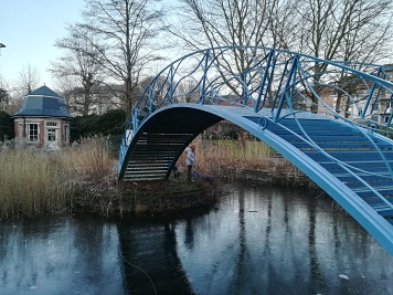 Die blou bruggie in Dijlepark.